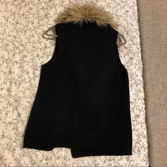 BB DAKOTA Knitted Vest with Fur Lining (size S) - Picture 4 of 7
